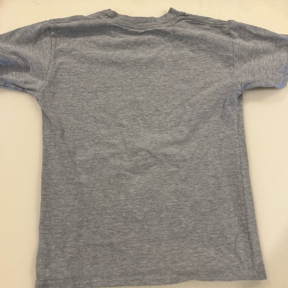 Disney Authentic Gray Pirate Mickey Mouse Kids T-Shirt - Picture 4 of 4